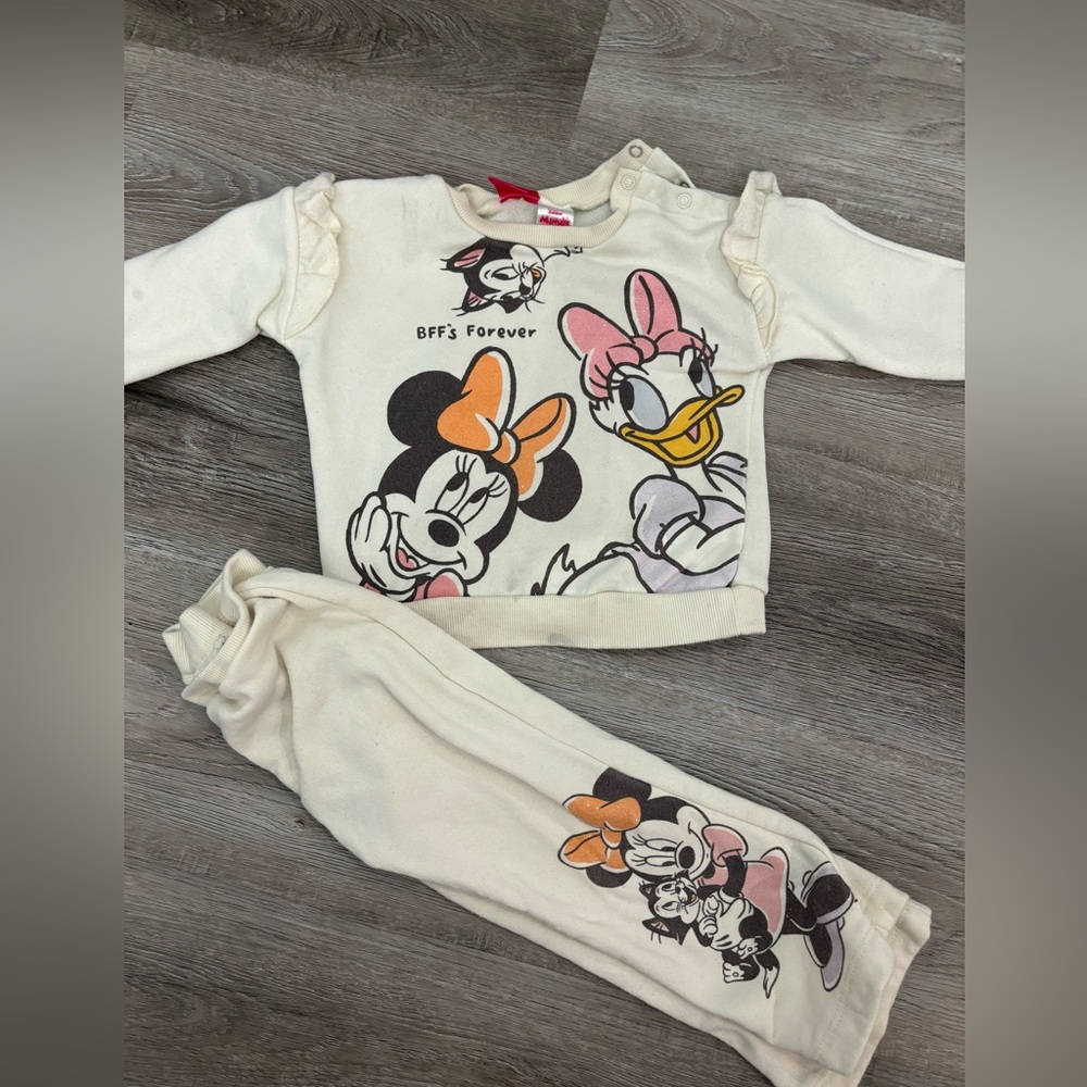 Disney Daisy Duck Figaro Minnie Mouse Fleece Sweatshirt and Jogger 24 Months